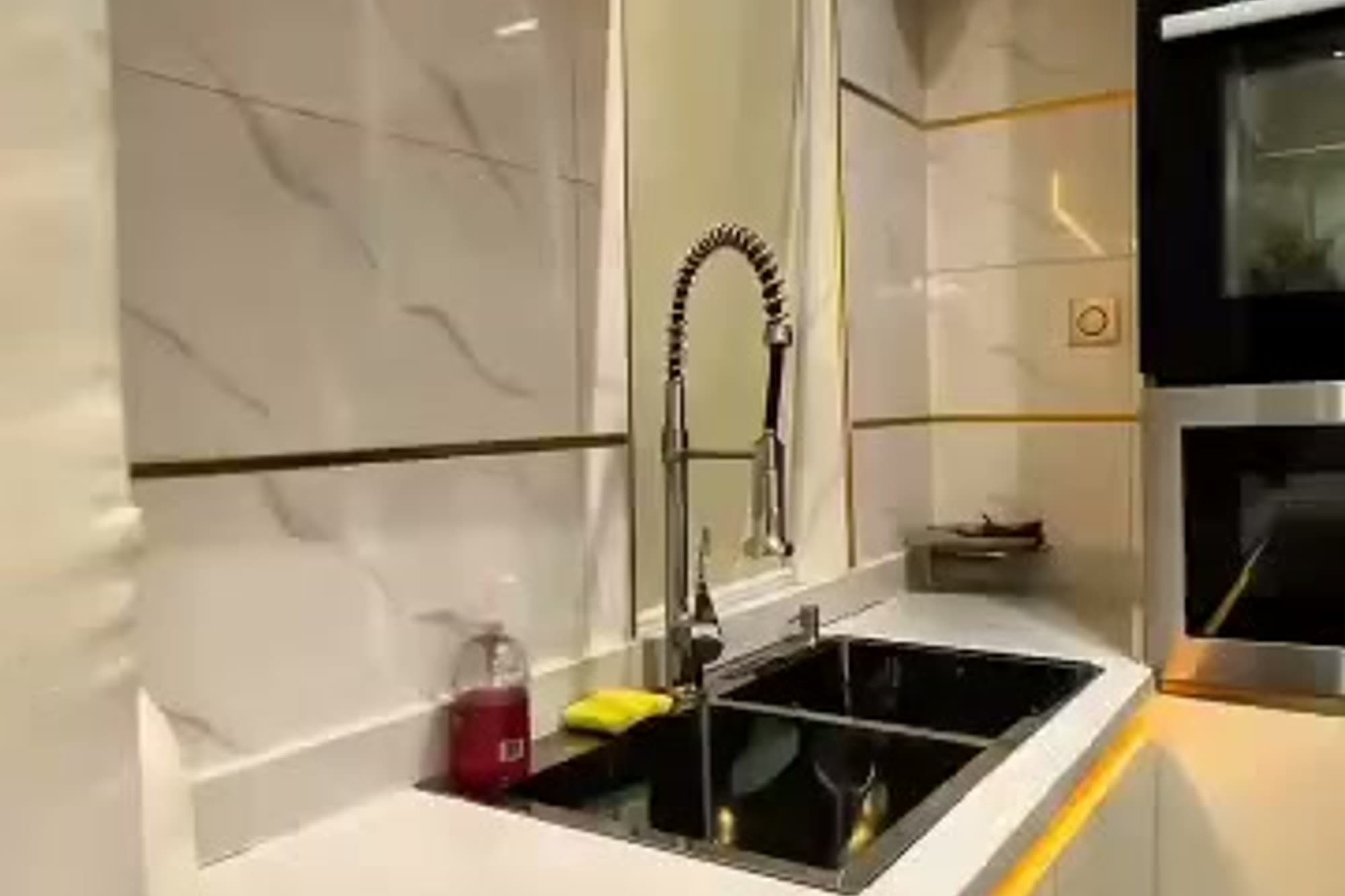 Luxury 2 Bedroom Apartment With Pool And Elevators in Lekki