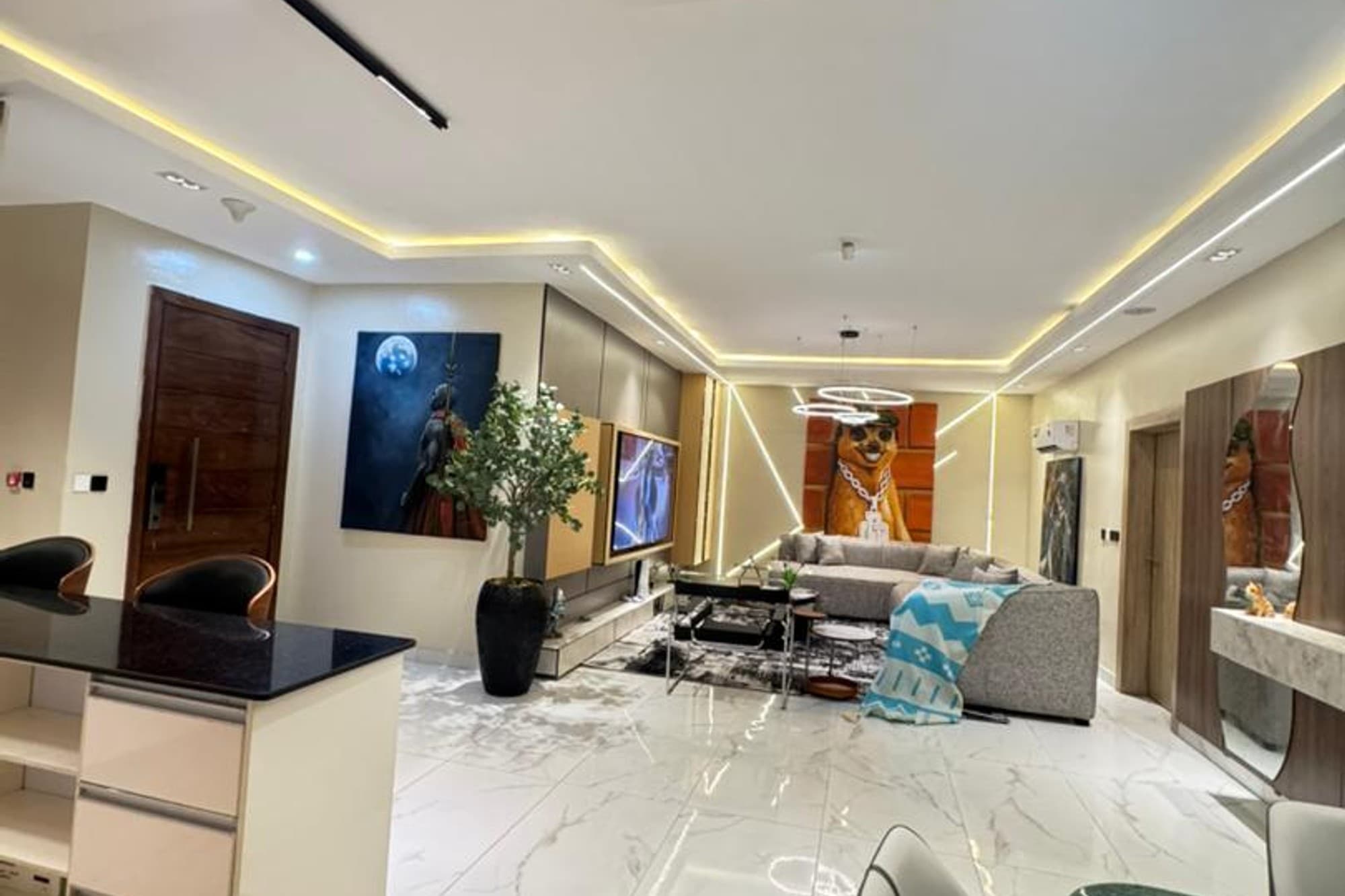 2 Bedroom Condo Inn Apartment in Lagos