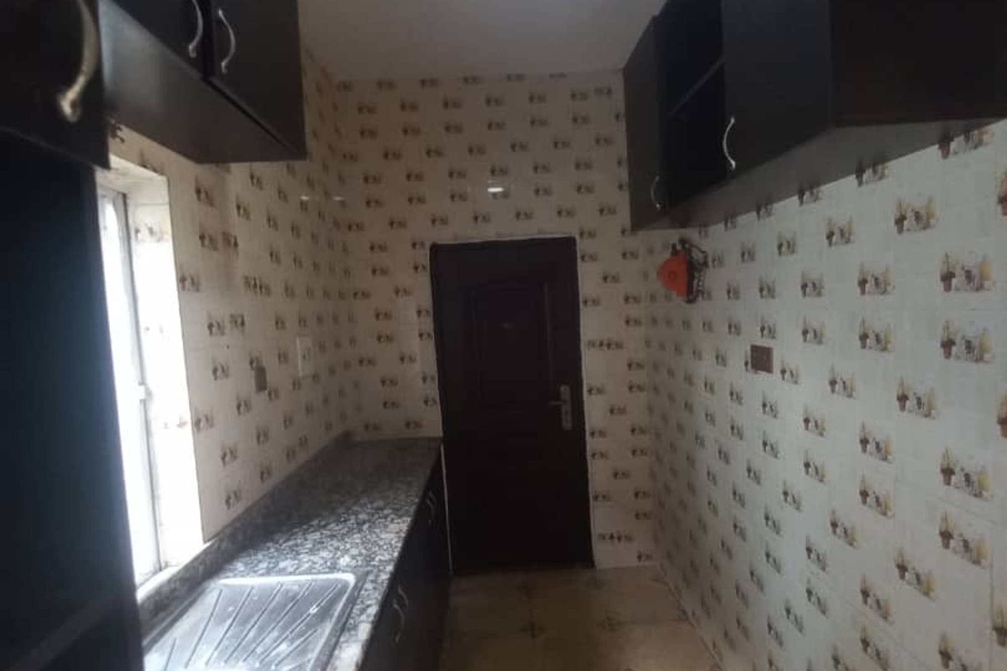 2bedroom Flat Upstairs With 2 Balconies in Lekki