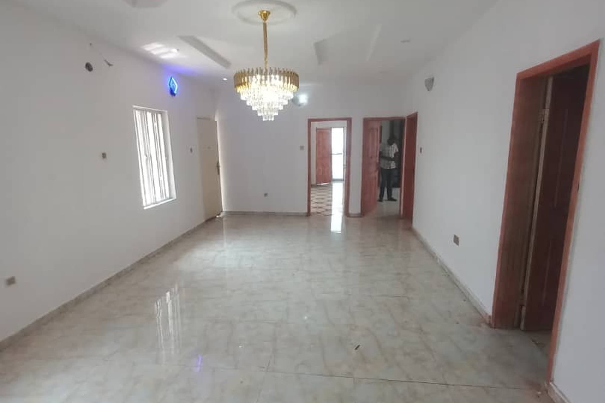 2bedroom Flat Upstairs With 2 Balconies in Lekki
