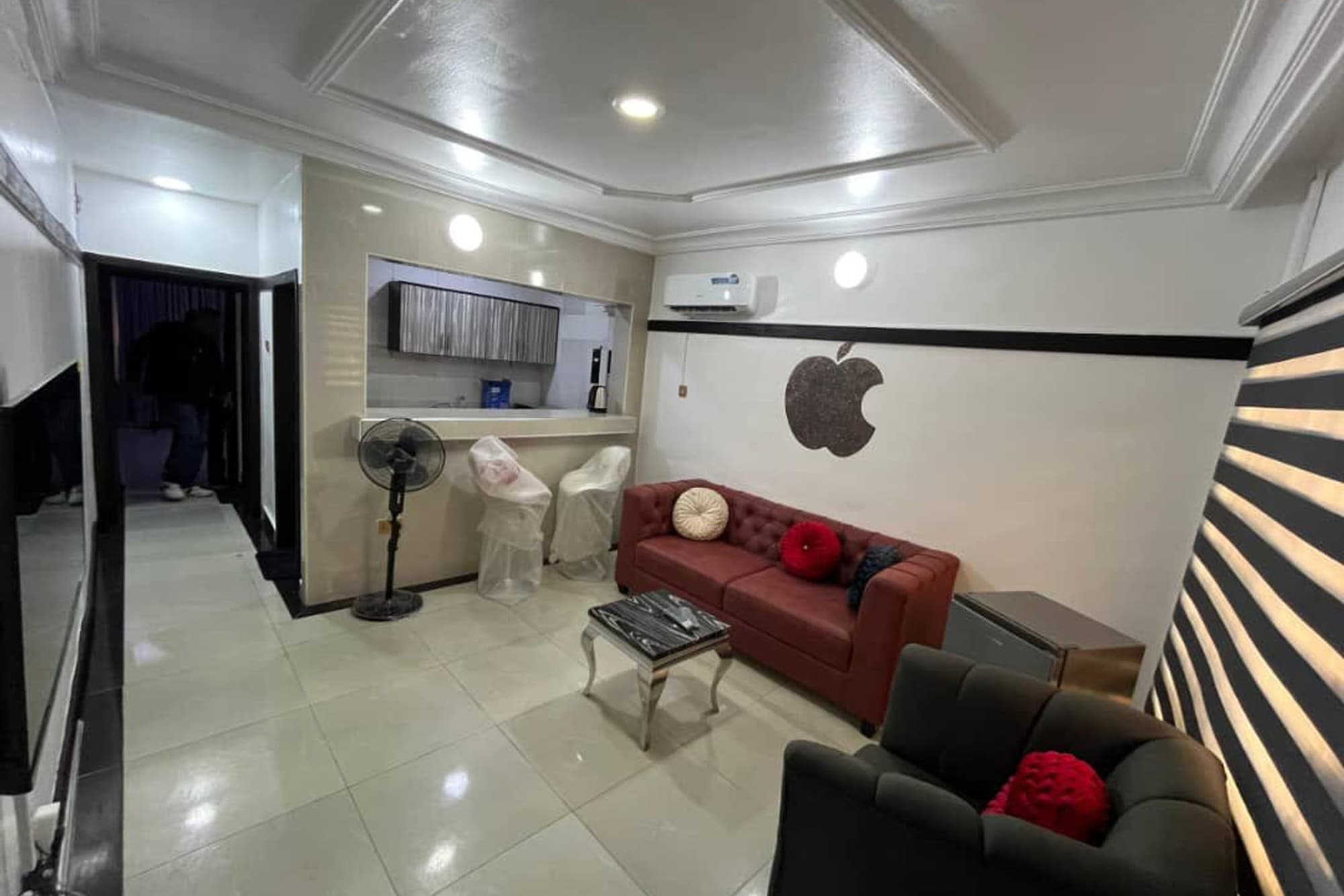 1 Bedroom Shortlet Apartment image 1