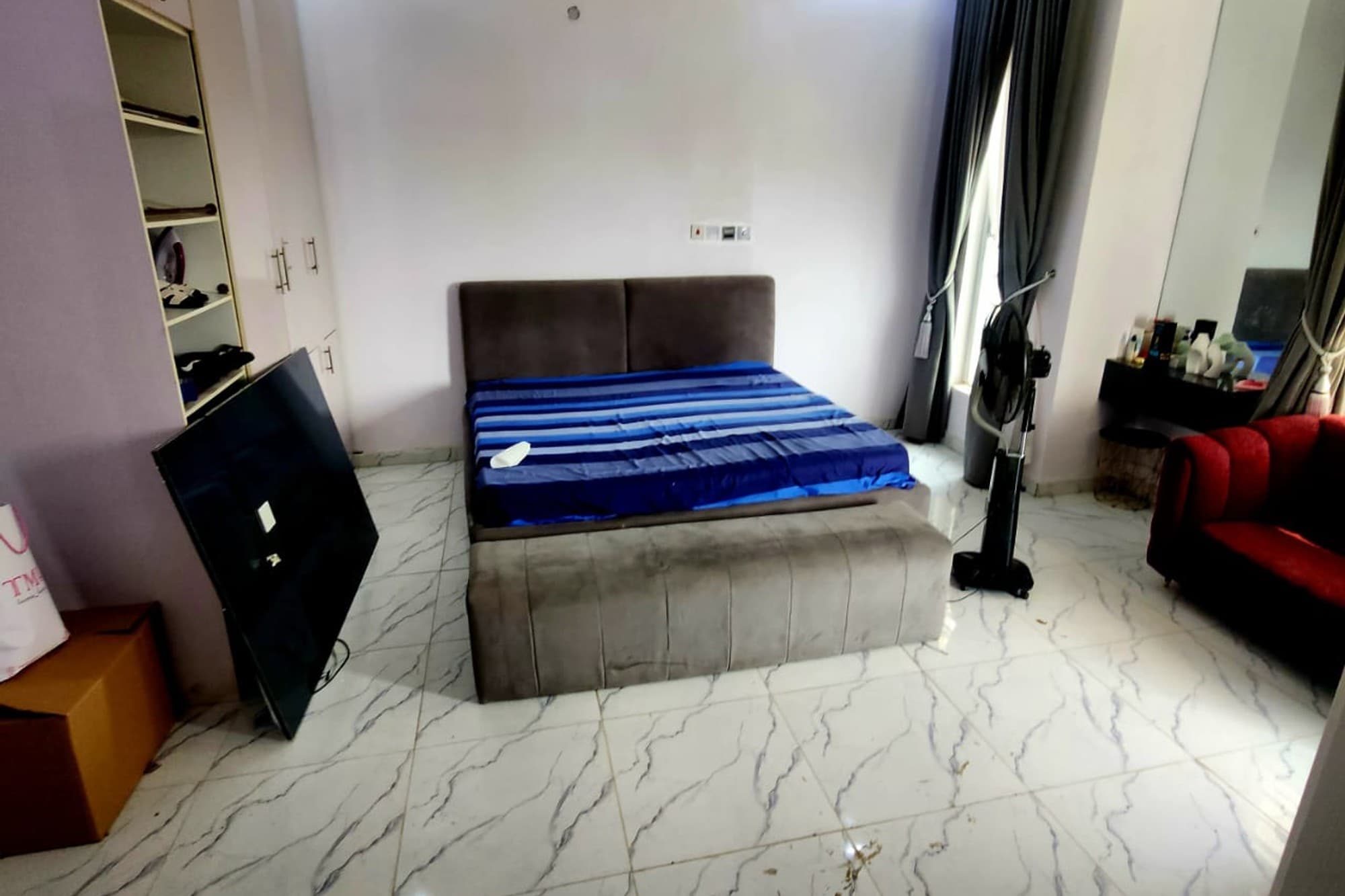Masters Room For Rent In A Secured Estate. in Lekki